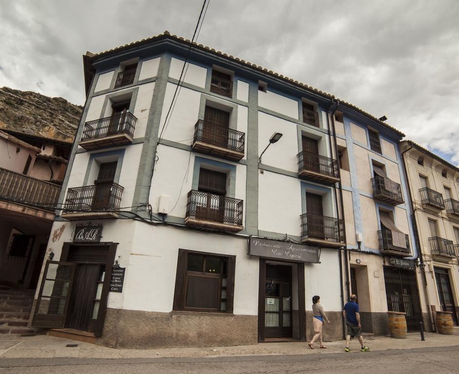 Apartamentos Cine Capicol Albarracín Exteriör bild